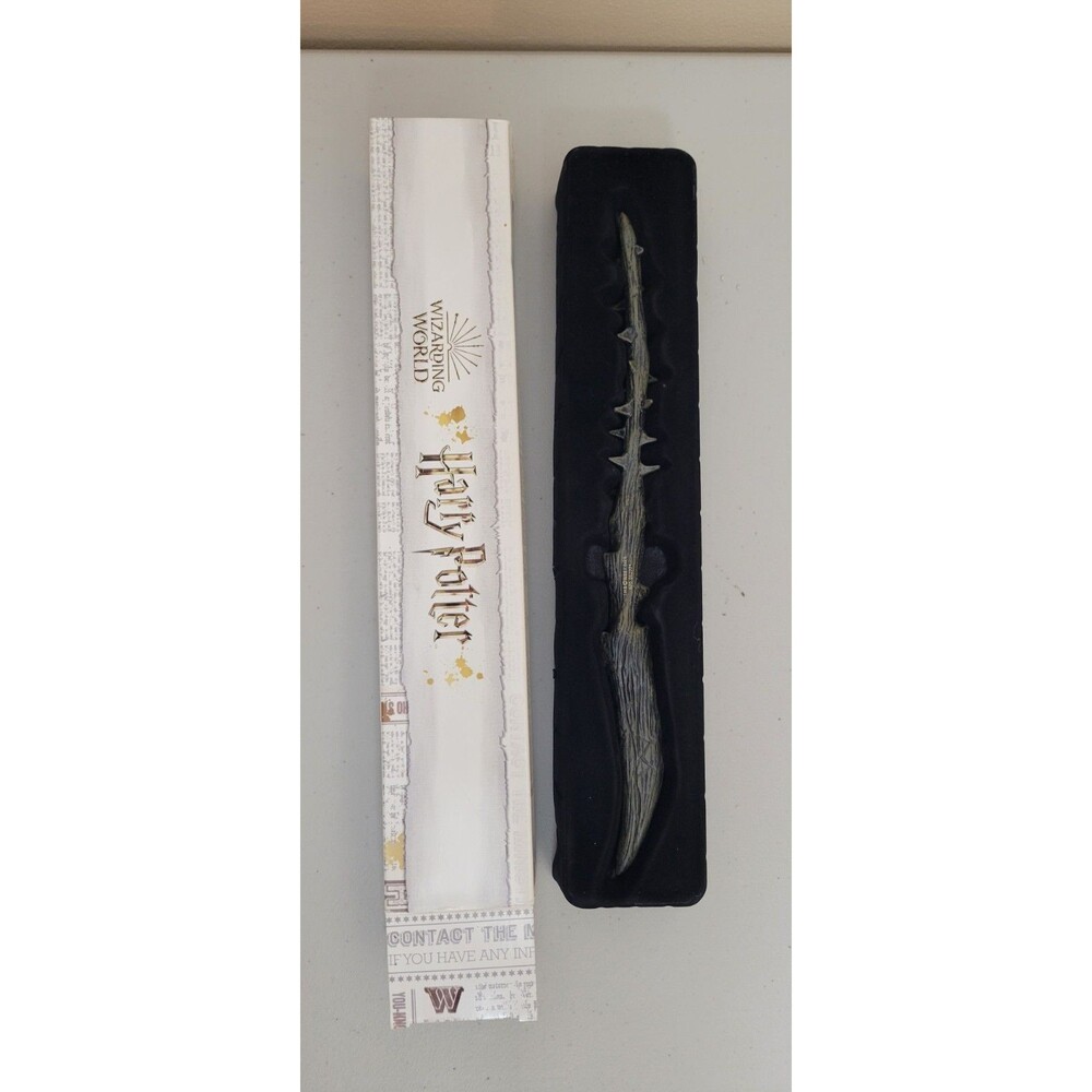 The Noble Collection Death Eater Thorn Wand With Display Stand